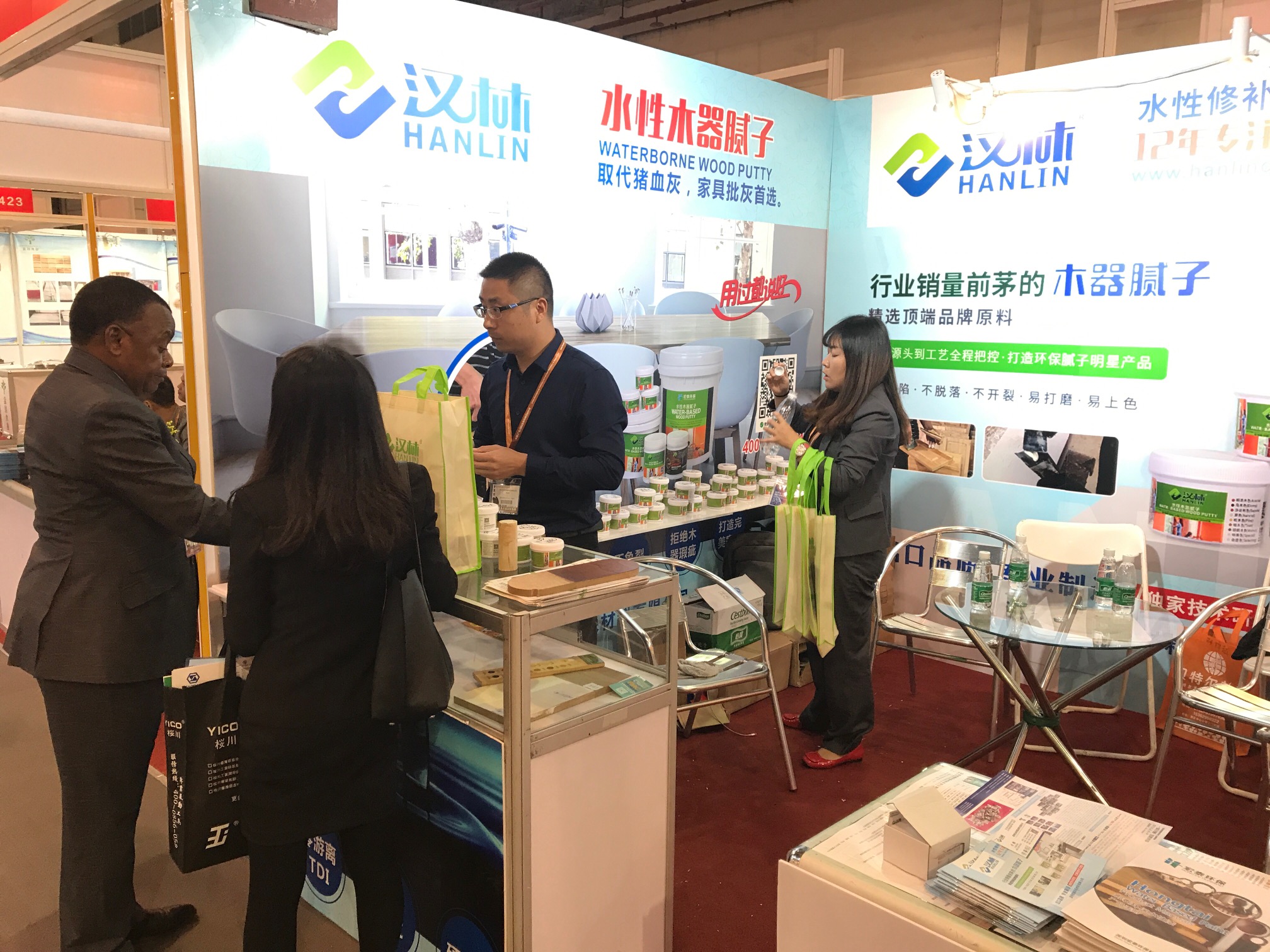 旭彩网水性木器腻子主要用途是什么，今天来分享一下！